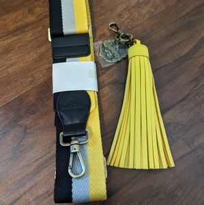 Jujube Hufflepuff strap and tassle